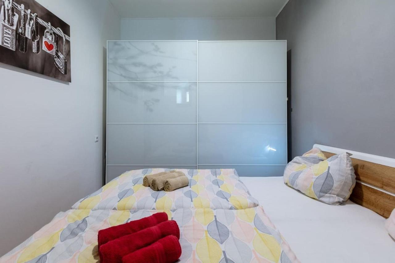 Sunny Renovated Apartment Close To Downtown Bécs Kültér fotó
